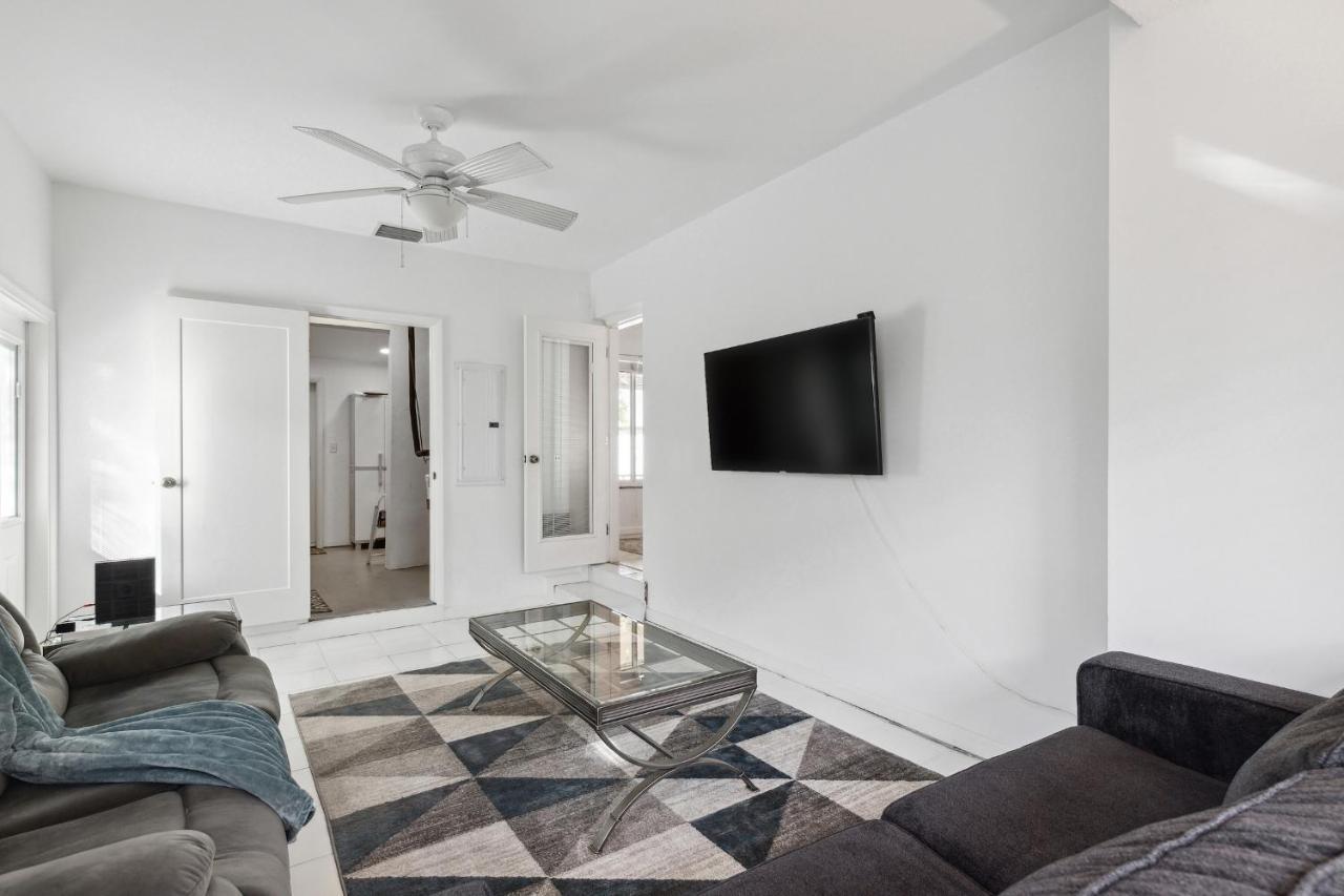 Chic Fort Lauderdale House With Private Pool Eksteriør bilde